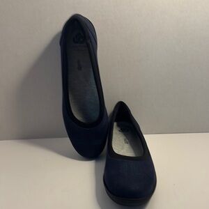 Cloudsteppers by Clarks Blue Flats for Everyday Comfort